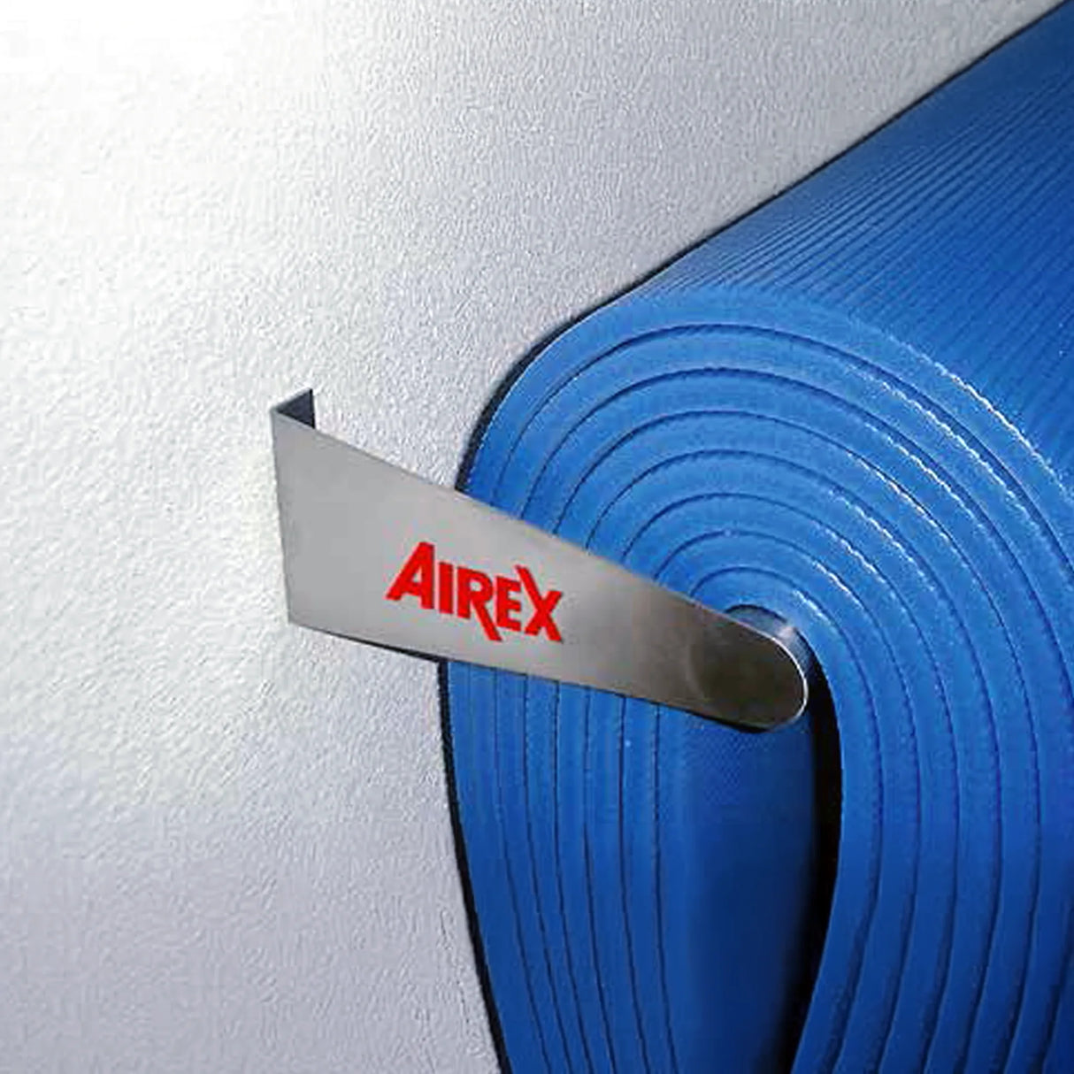 Mat holder for gym workout mats