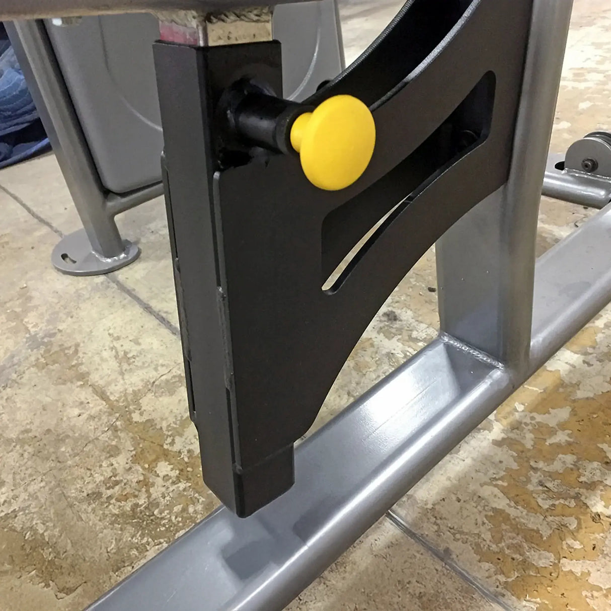 Legend Fitness SelectEDGE 1106 Ab Crunch Machine