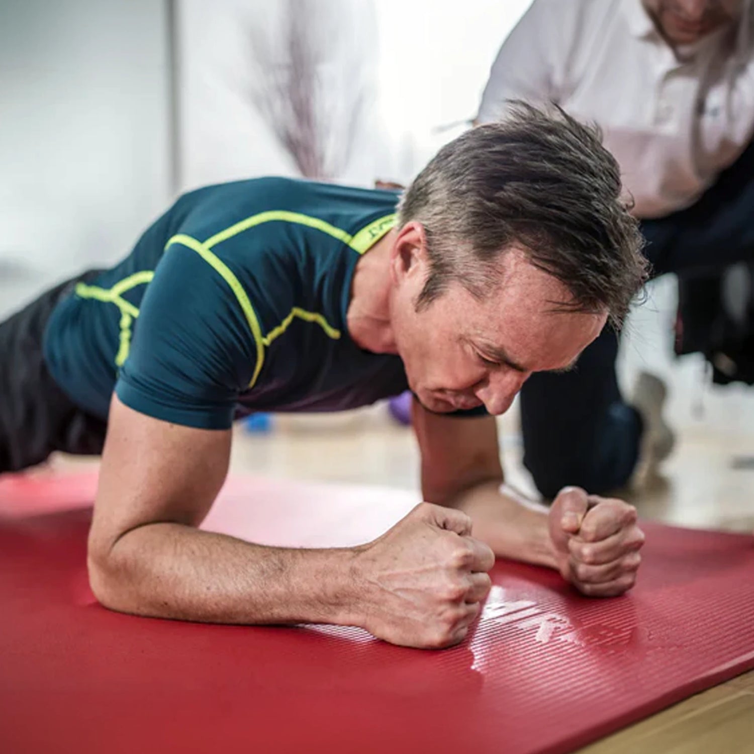 Non-slip latex free closed-cell foam Airex gym mat