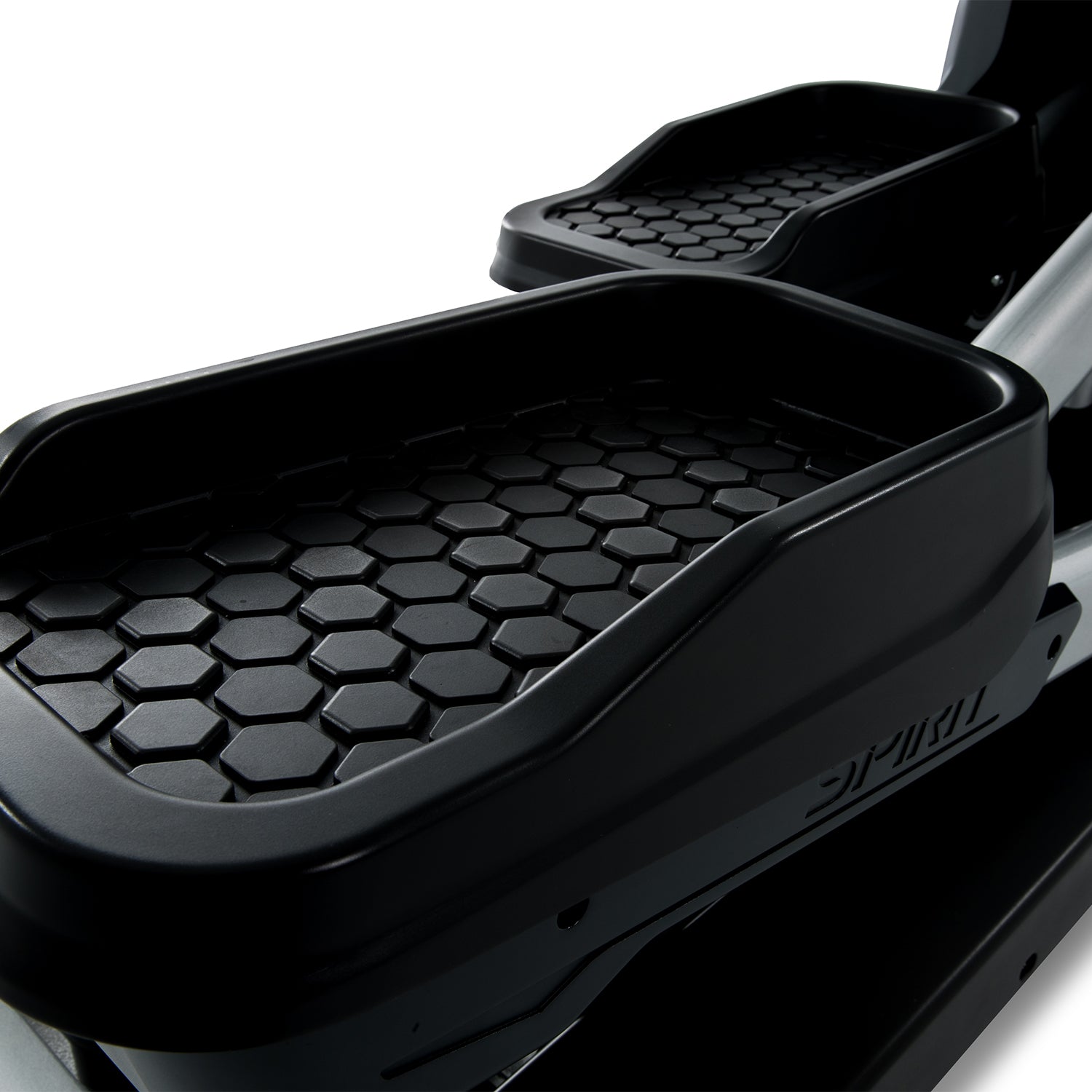 Spirit Fitness CE900 full commercial industrial grade elliptical with LCD screen and heart rate sensors