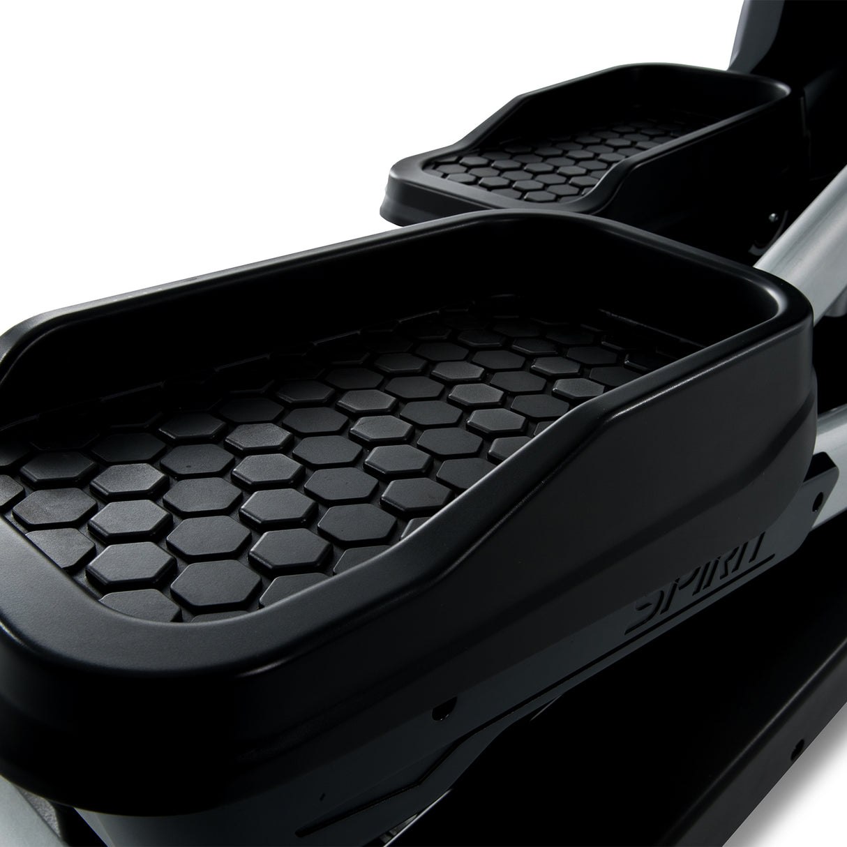 Spirit Fitness CE900 full commercial industrial grade elliptical with LCD screen and heart rate sensors