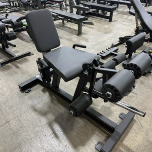 Legend Fitness 3135 Plate-Loaded Leg Extension / Leg Curl