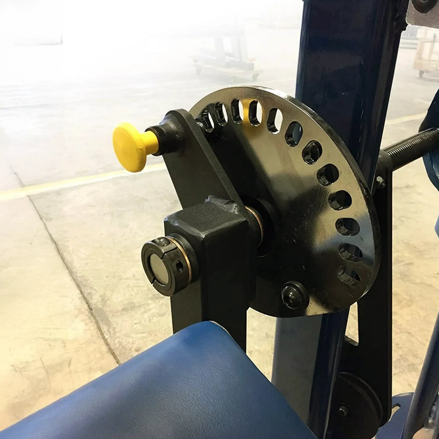 Legend Fitness SelectEDGE 1125 Leg Extension/Ham Curl Combo Machine