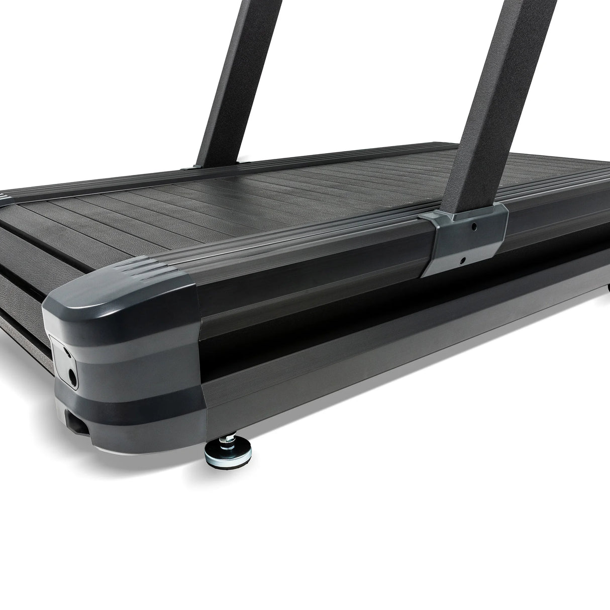Close-up of the Spirit Fitness CTSBS900 corner side rail and adjustable leveling foot.